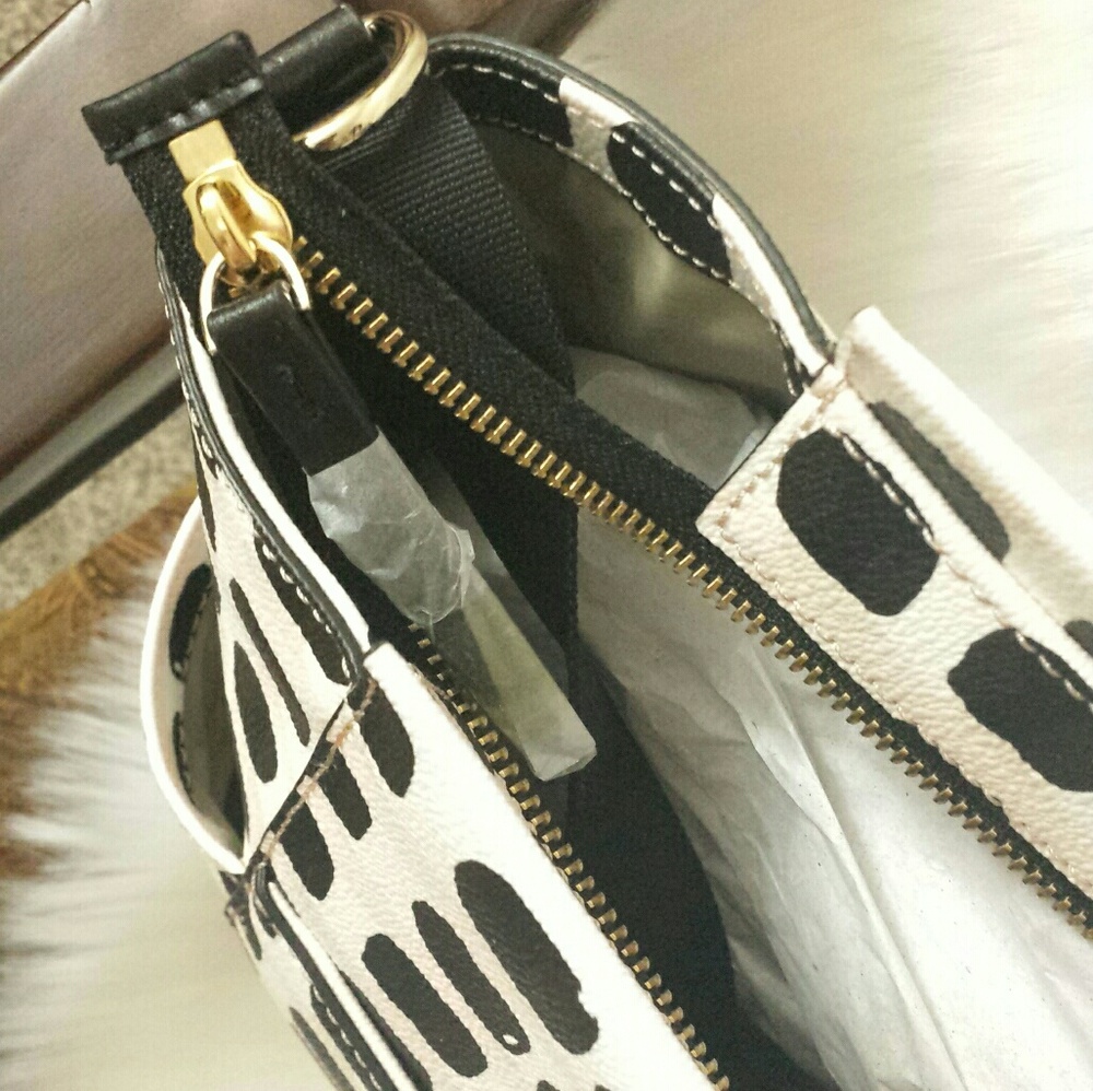 ❤SOLD❤Kate Spade Baby Diaper Bag - Picture 5 of 5